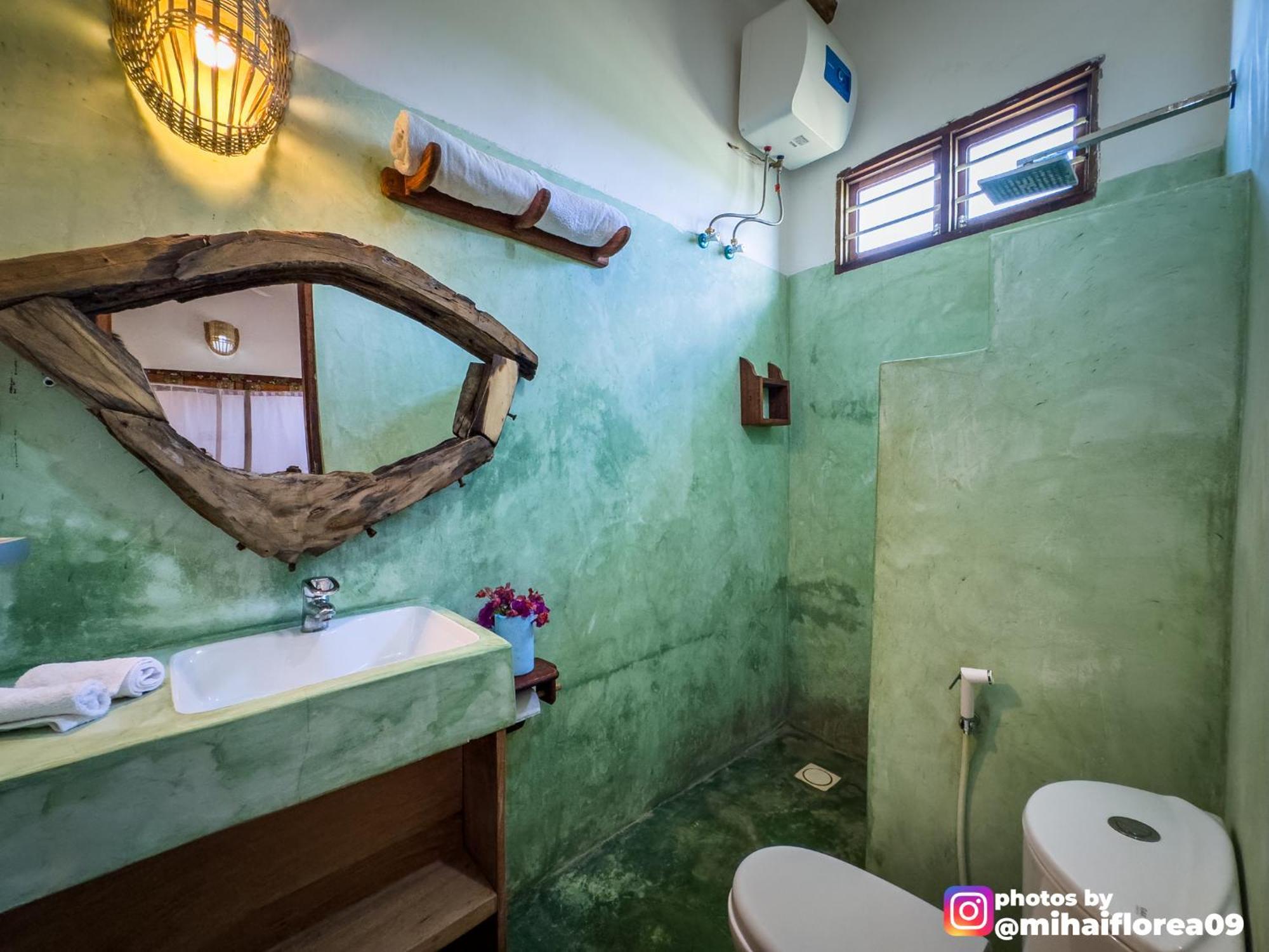 Tofauti Inn Makunduchi エクステリア 写真