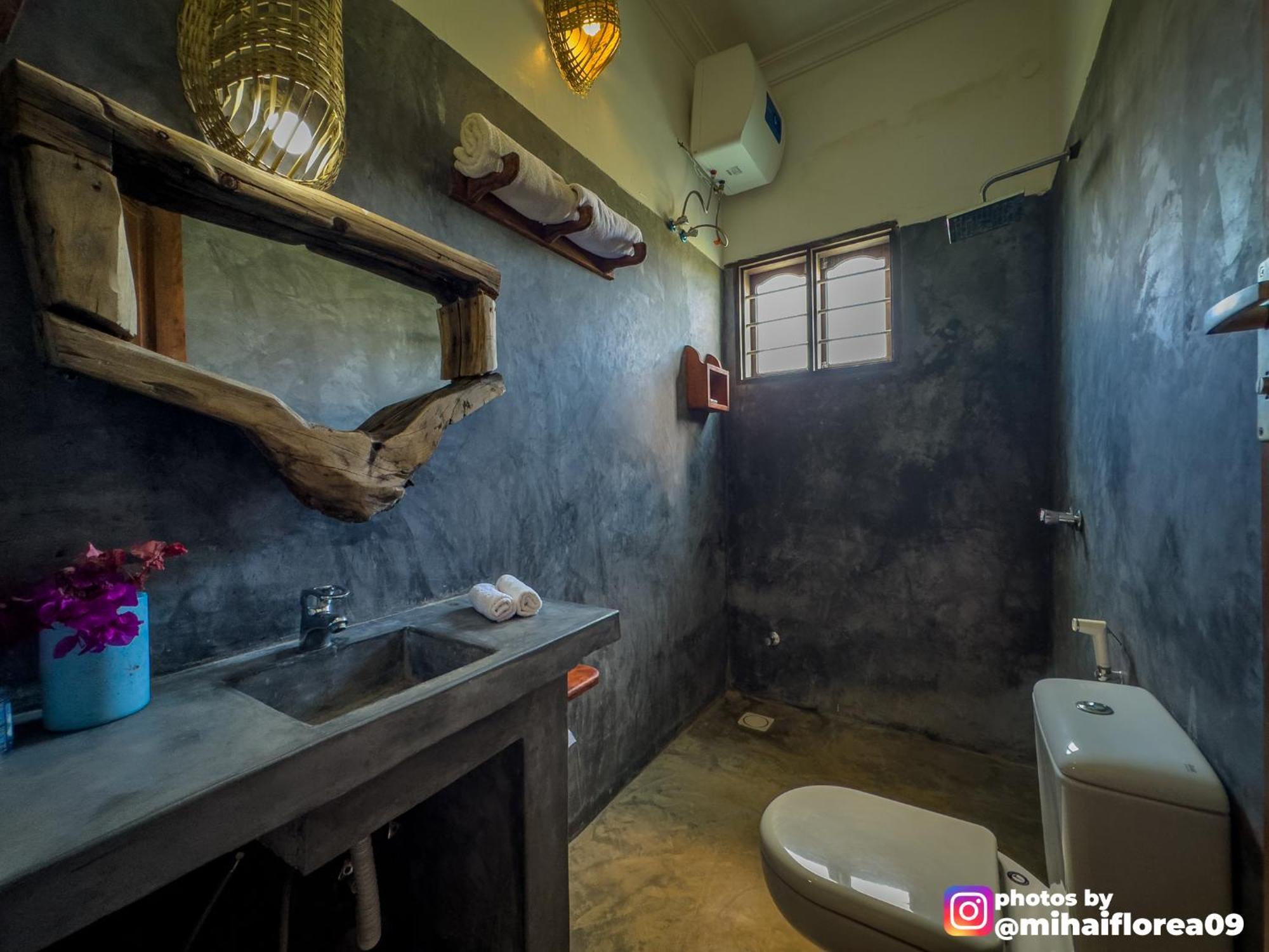 Tofauti Inn Makunduchi エクステリア 写真