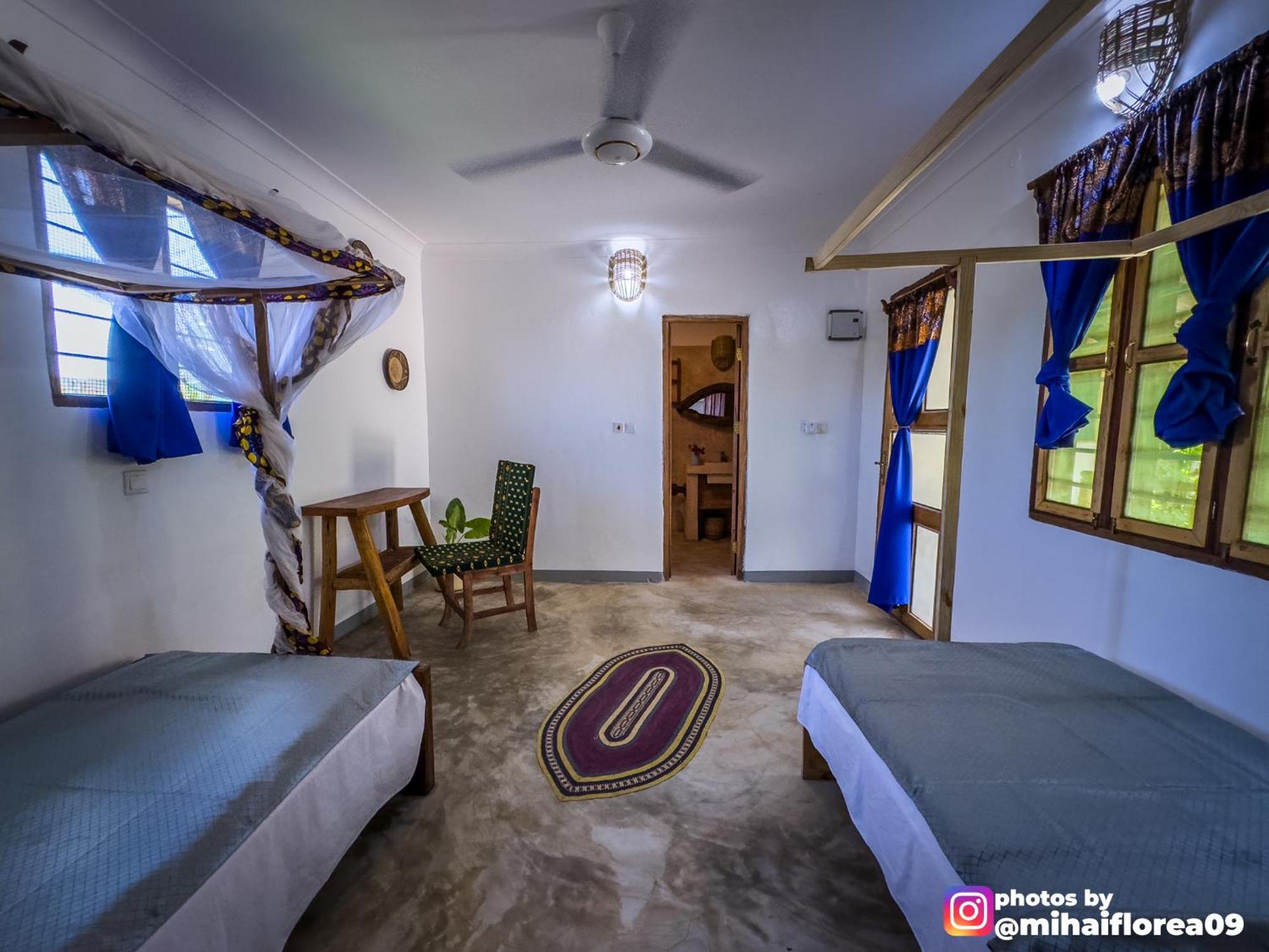 Tofauti Inn Makunduchi エクステリア 写真