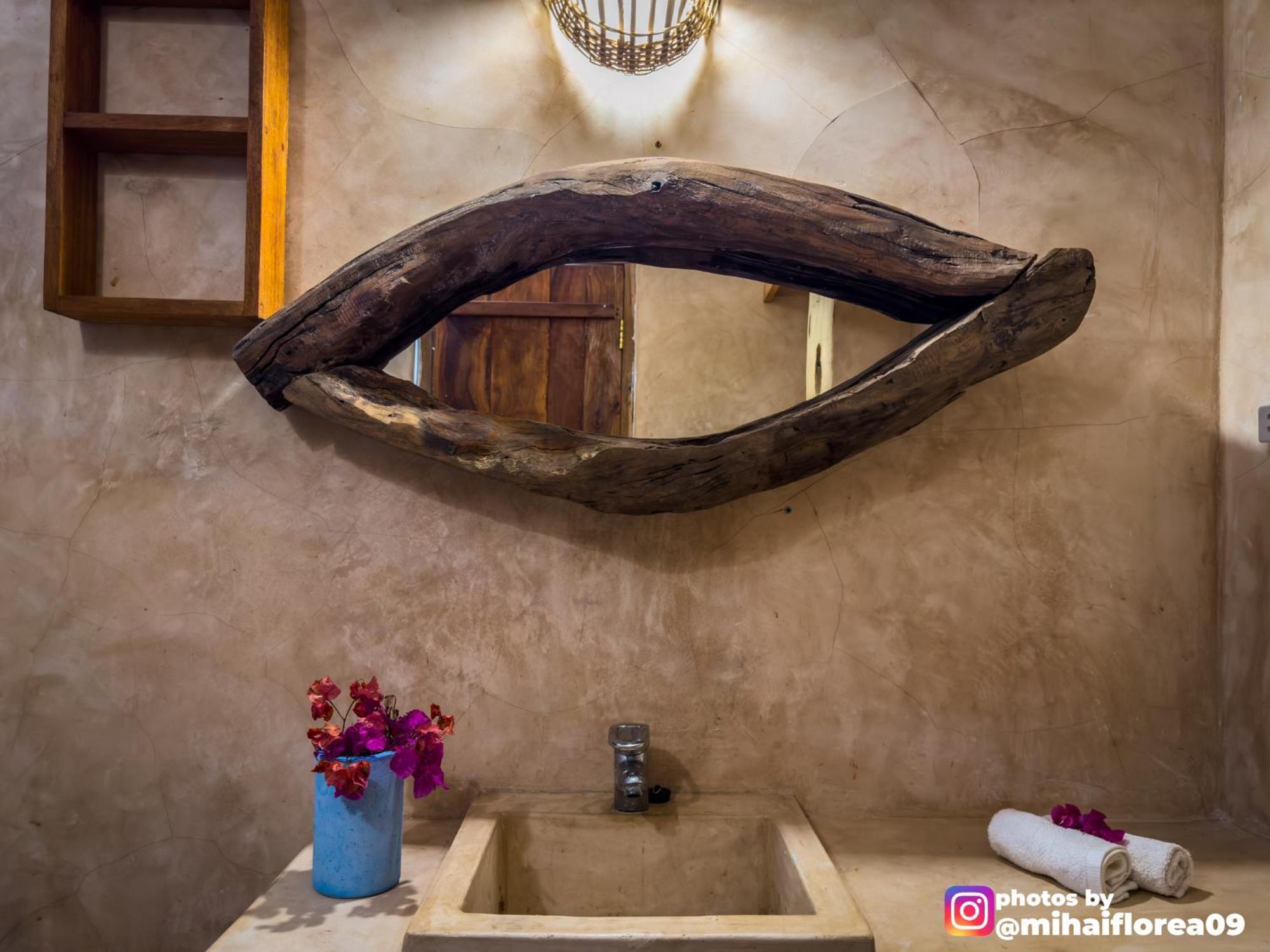 Tofauti Inn Makunduchi エクステリア 写真